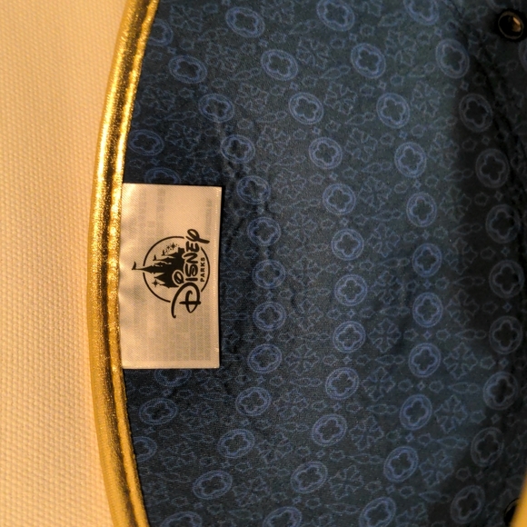 WDW Castle Mickey Ears - Picture 4 of 4